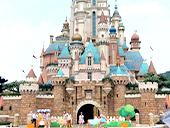 Hong Kong Disney Theme Park, the Paradise for Kids and Families 
