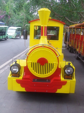Electric train in Zhanjiang Huguangyan National Geopark
