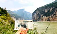 Famours Yangtze river is selected as the background for RMB 10 Yuan.